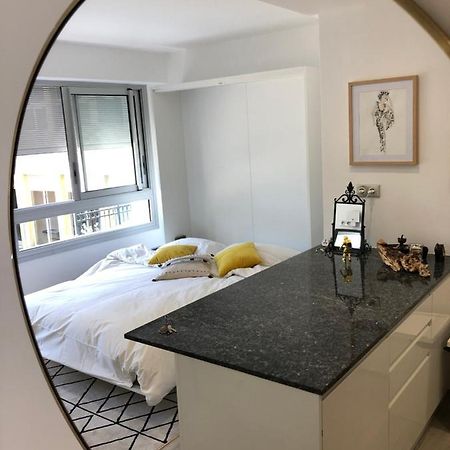 Апартаменти Cocoon Paris La Defense Курбевуа Екстер'єр фото